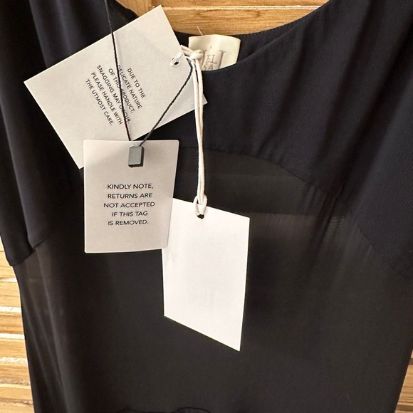 NWT_ Helsa Sheer Knit Curve Maxi Dress in Black size L - Picture 6 of 10